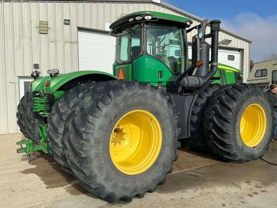 JD 9560R — Tractors lot at the Gran Consignment Sale — Spring 2026