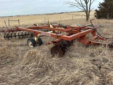 Krause Offset Disc — Grain/tillage Equipment lot at the Gran Consignment Sale — Spring 2026
