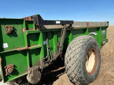 Roda R610 Manure Spreader — Grain/tillage Equipment lot at the Gran Consignment Sale — Spring 2026