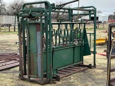 Big Valley Manual Chute — Cattle Equipment lot at the Gran Consignment Sale — Spring 2026