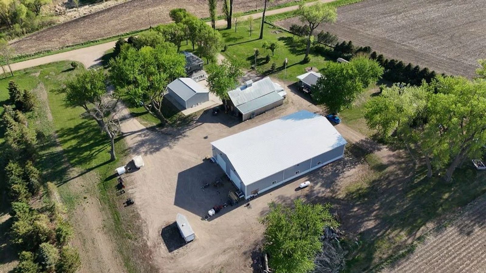 46638 256 Street, Hartford, SD — Hartford, SD real estate photo thumbnail 6