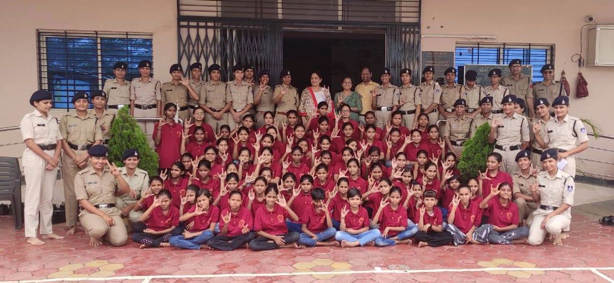 Group photo with Officers of Police PTC Indore.
