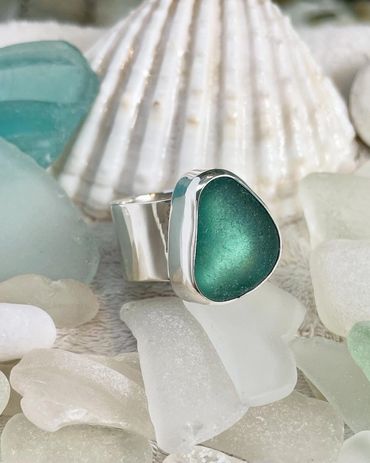 Teal Beach Glass Ring, in sterling silver by Keeza (sold 2025) (pic 2)