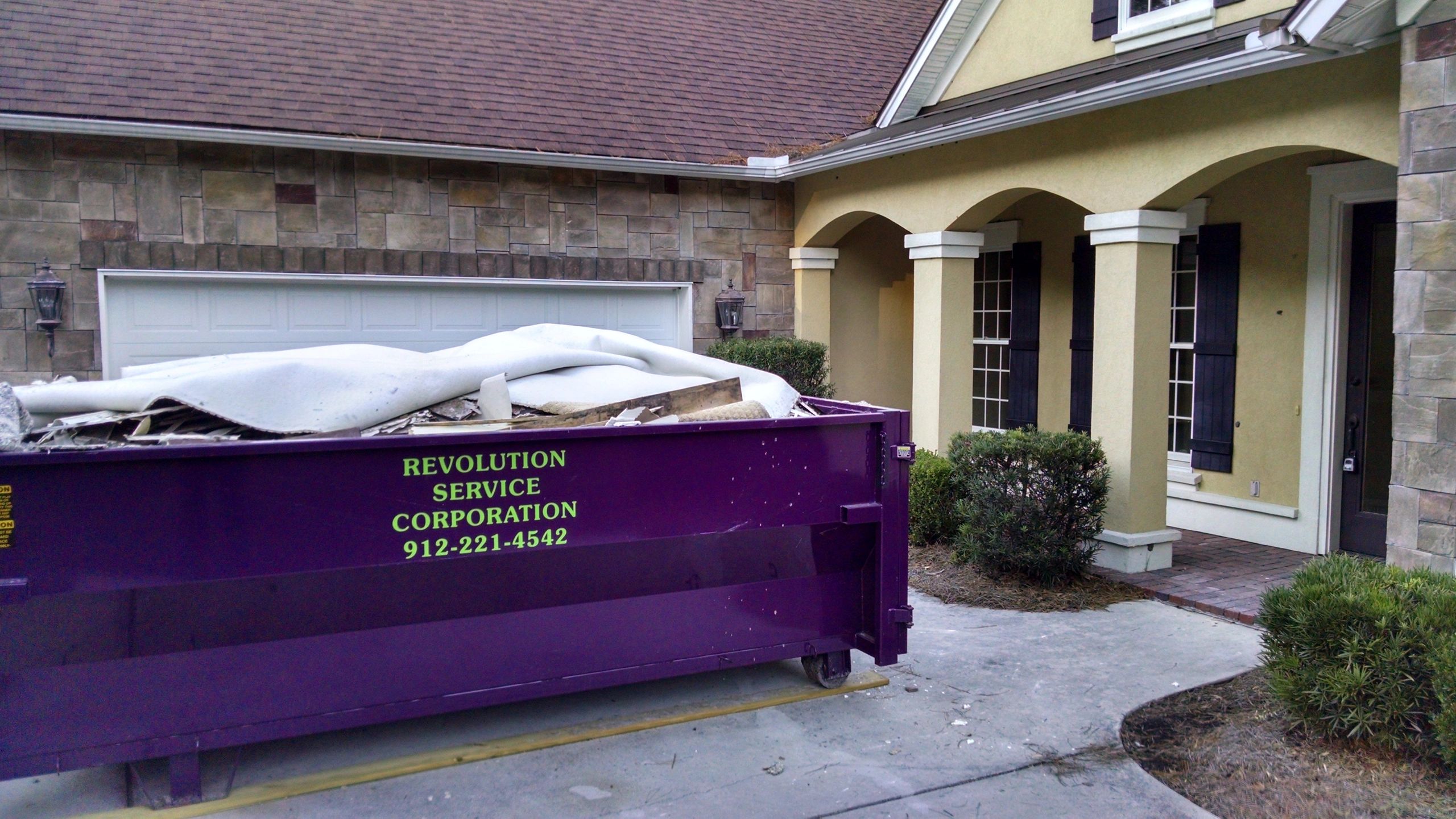 Dumpsters in Rincon, GA Dumpster in Savannah Statesboro,