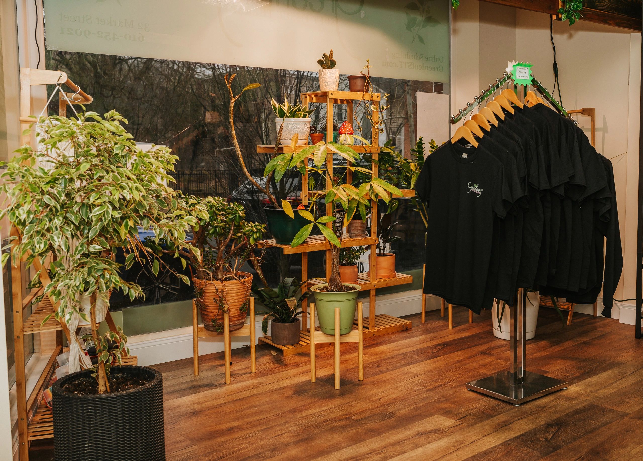 Greenleaf Soft Tissue Therapy LLC Massage Therapy, Essential Oils