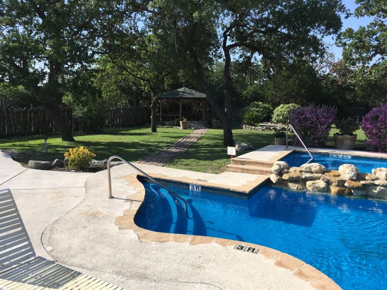 Hill Country Resort And Event Center RV park in Medina, TX (photo 4)