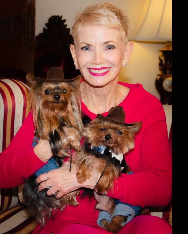 Annie & her Yorkies JoJo and Cody in cute little cowboy hats.