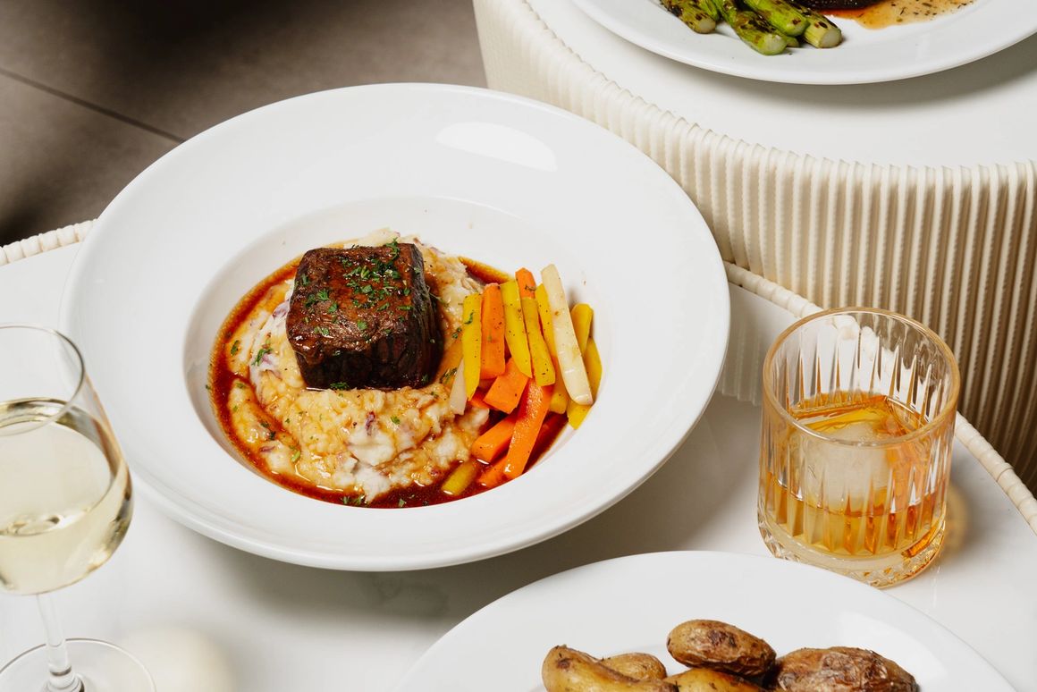Bar photo 2
