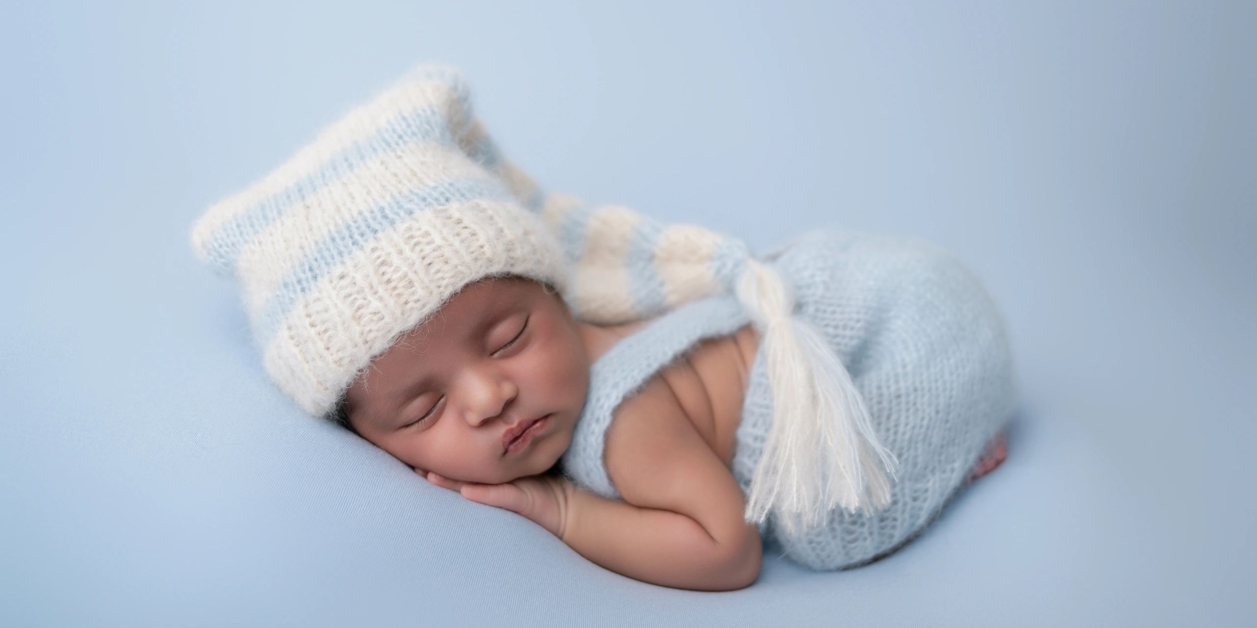 Baby bump up pose professional photoshoot Dudley