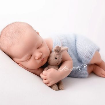Newborn baby photoshoot in halesowen studio
