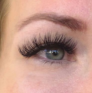 Hybrid lashes @jens_esthetics_llc