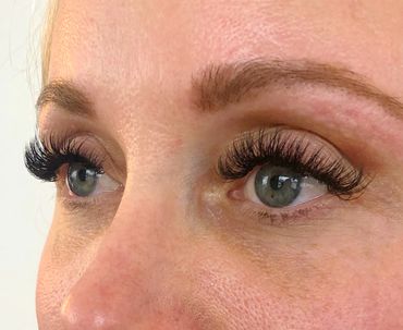 Hybrid lashes @jens_esthetics_llc