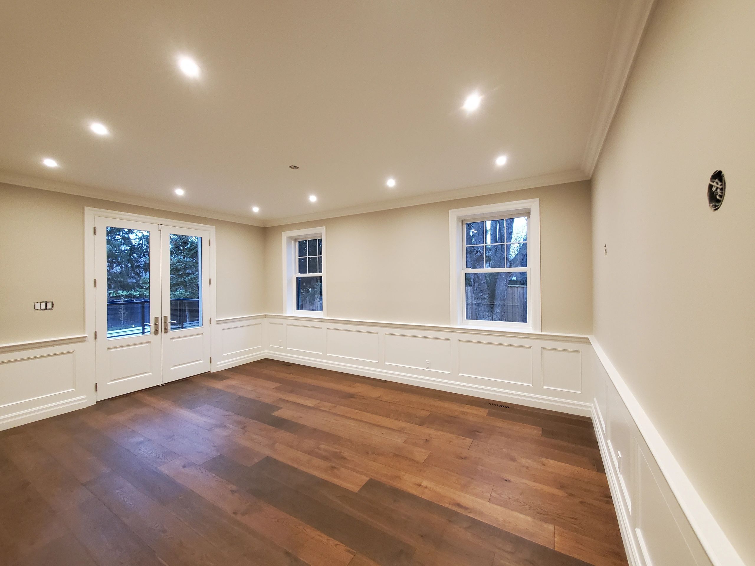 Fresh look after complete repaint. Ceiling, walls and trim. #oakville #painters #painting