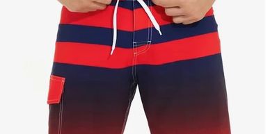 Our surf trunks offer an inner support lining for comfort. Stretchy material to  offer flexability i