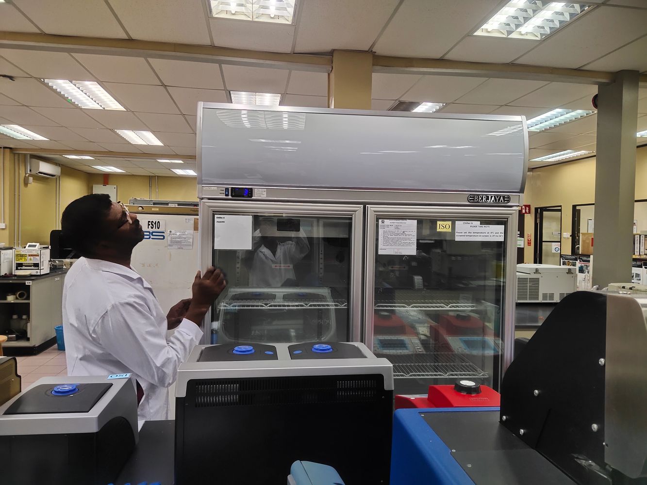 Instant Chiller, Fridge, Freezer & Wine Chiller Repair Service