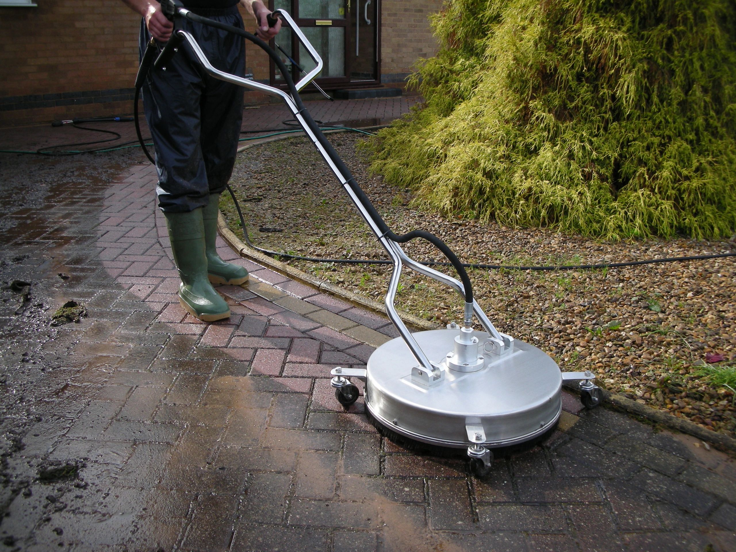 Northamptons Number one Professional External Cleaning Company. We ...