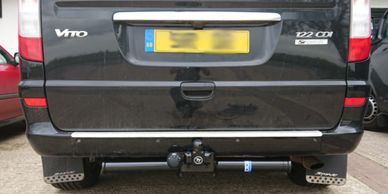 Mercedes towbar deals fitting