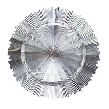 Decorative charger plate in the color silver with scalloped edges. 
