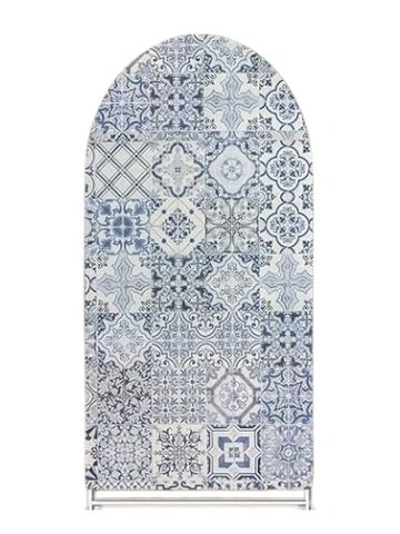 Arch cover with in the style mediterranean tile. 