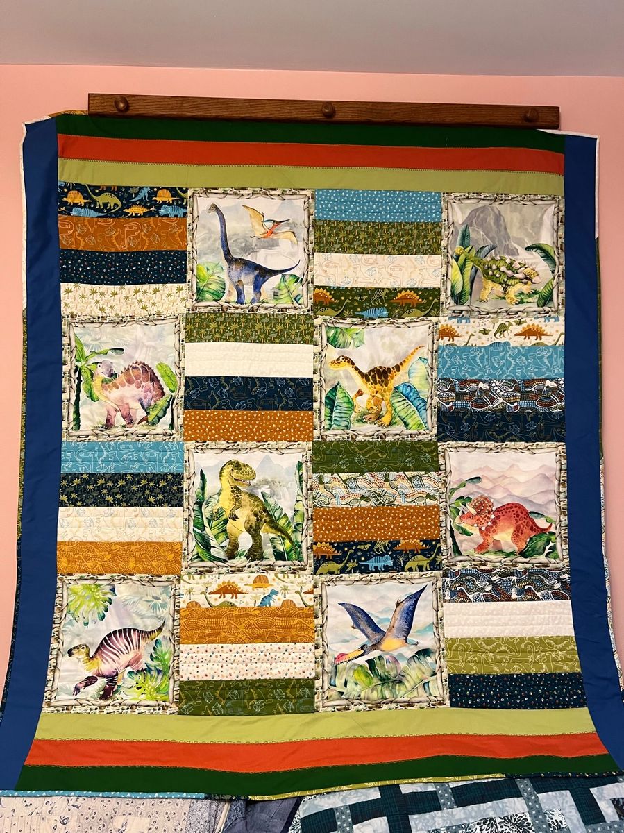 stomp-stomp-roar-quilt