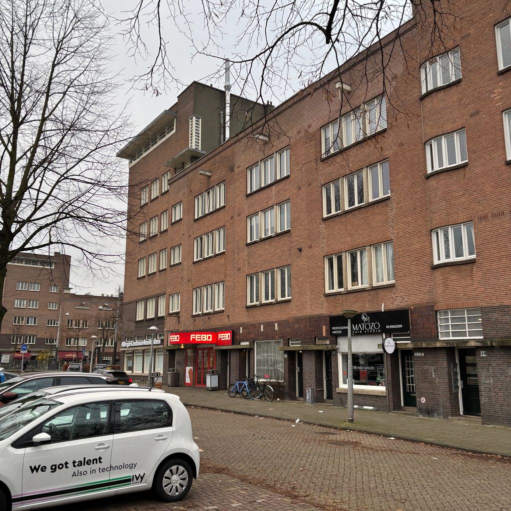 FEBO, Amsteldijk in Amsterdam