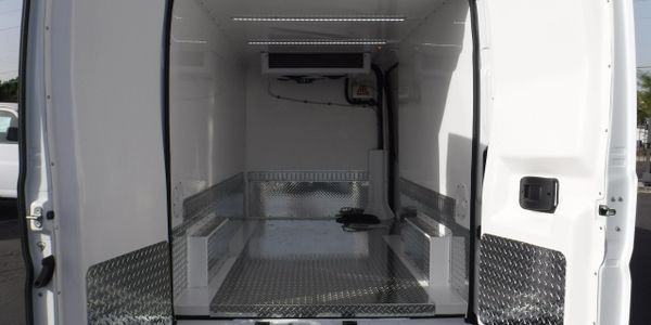 Refrigerated_reefer_cargo_van_inside_Phoenix_Arizona_refrigerated_van_pros