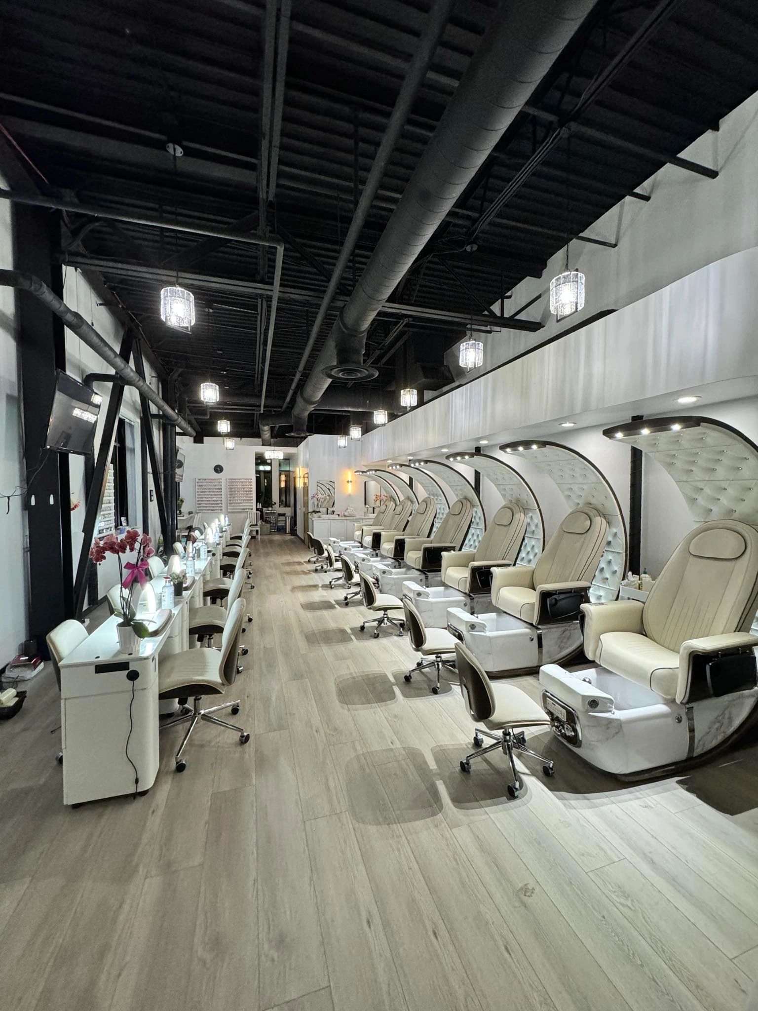 Moda Nails Salon Home