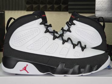 Air Jordan 9 Retro OG
'Space Jam'
IX6179-100
Release Date: September 2026