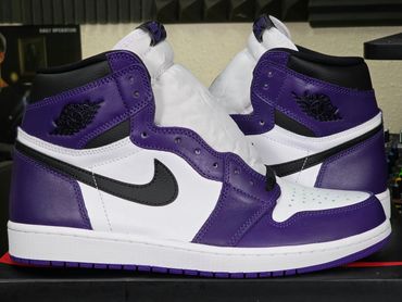 Air Jordan 1 Retro High
'Court Purple'
555088-500
Release Date: April 2020