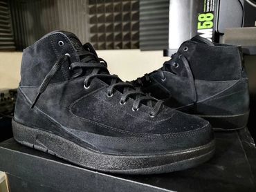 Air Jordan 2 Retro Decon
'Triple Black'
897521-010
Release Date: July 2017