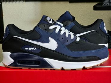 Nike Air Max 90
'Midnight Navy Gum'
FB9658-400
Release Date: December 2023