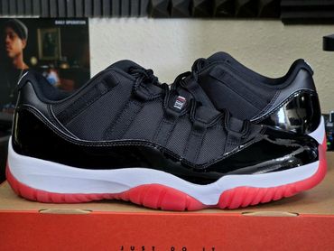 Air Jordan 11 Retro Low
'Playoffs'
FV5104-006
Release Date: April 2025