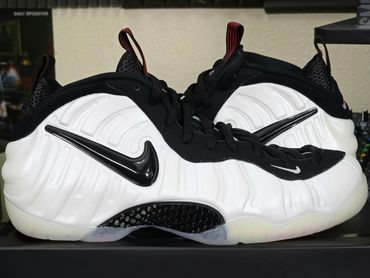 Nike Air Foamposite Pro
'Pearl'
HF0794-200
Release Date: November 2025