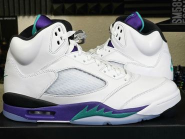 Air Jordan 5 Retro
'Grape'
HQ7978-100
Release Date: June 2025