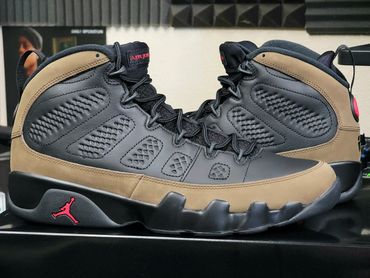 Air Jordan 9 Retro
'Olive'
HV4794-030
Release Date: November 2024