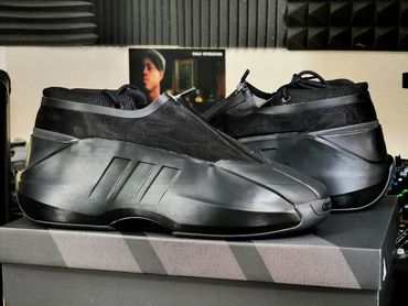 Kobe Bryant x Adidas Crazy IIInfinity
'Triple Black'
IE7689
Release Date: October 2023