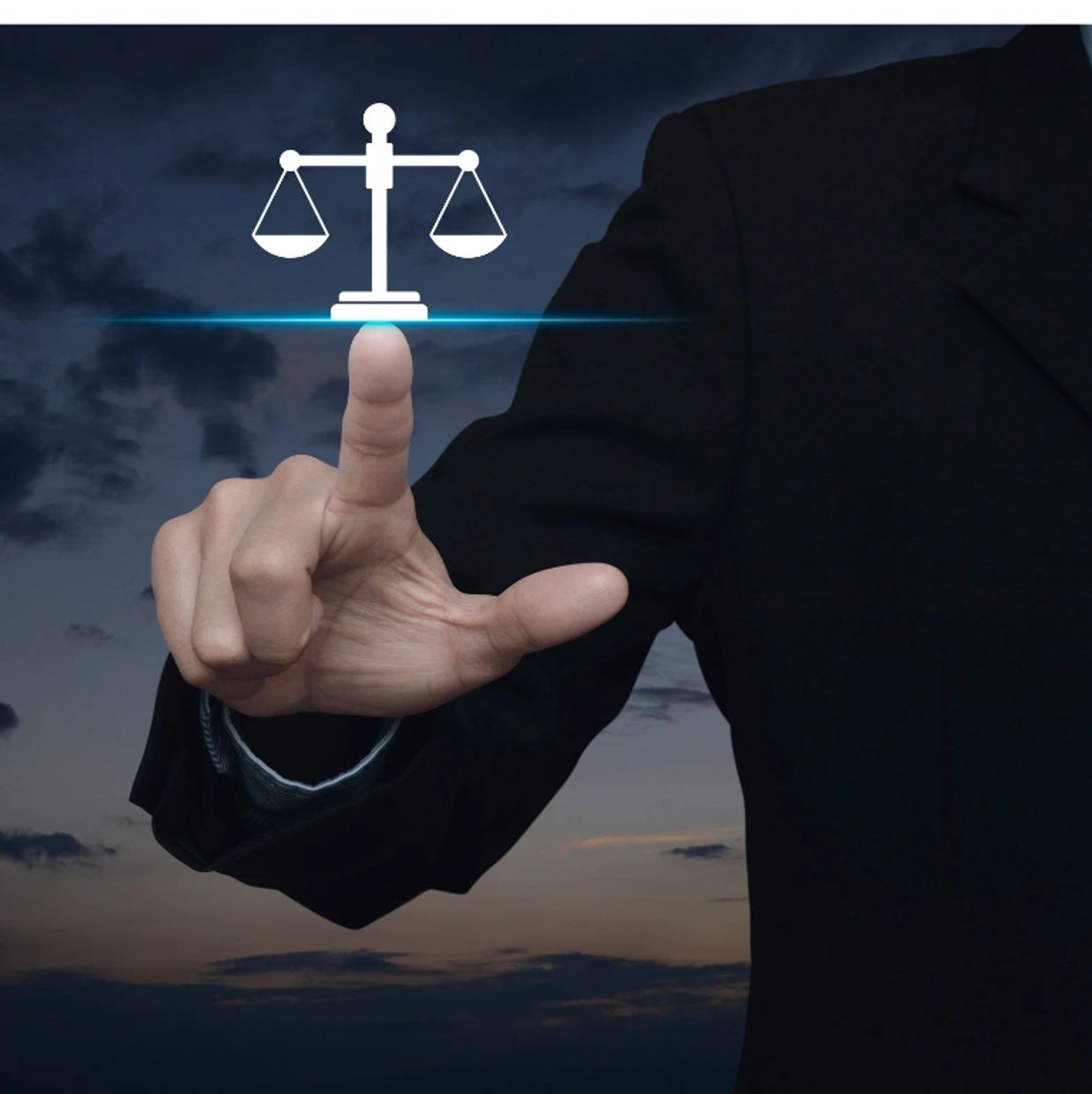 LA INTELIGENCIA ARTIFICIAL COMO HERRAMIENTA JURÍDICA EN LAS DISTINTAS RAMAS DEL DERECHO