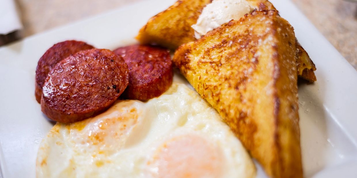 closeup shot of a delicious breakfast plate 