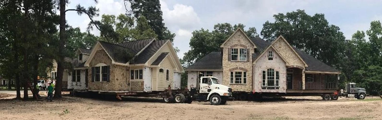 HOUSE & BUILDING MOVER, Cherry House Moving