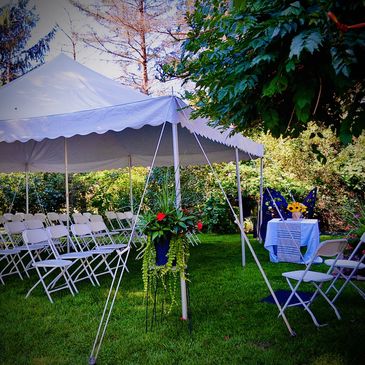 The expansive outdoor grounds features multiple options for ceremony and celebration spaces. 