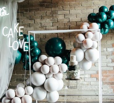 Seattle wedding balloons
Seattle wedding backdrop
Backdrop rental
