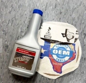 thumbnail image 2 of Genuine Honda Power Steering Fluid | 12oz | OEM 08206-9002A | Sealed Bottle 2 of 4