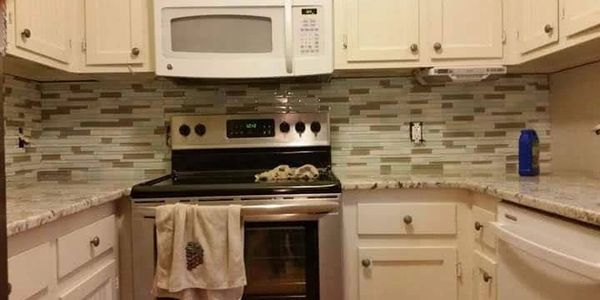New kitchen backsplash and countertops! 
