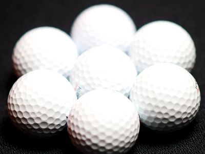 7 Golf balls in a circle