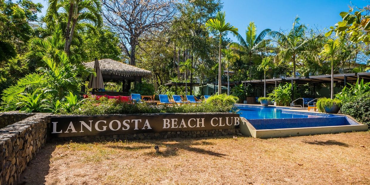 beach club