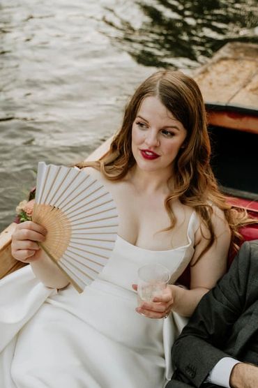 Daniela K Photography. Cambridge city Bride punting in her Halfpenny London Bridal gown.