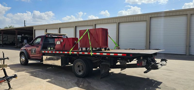 RAK Towing flatbed transporting equipment