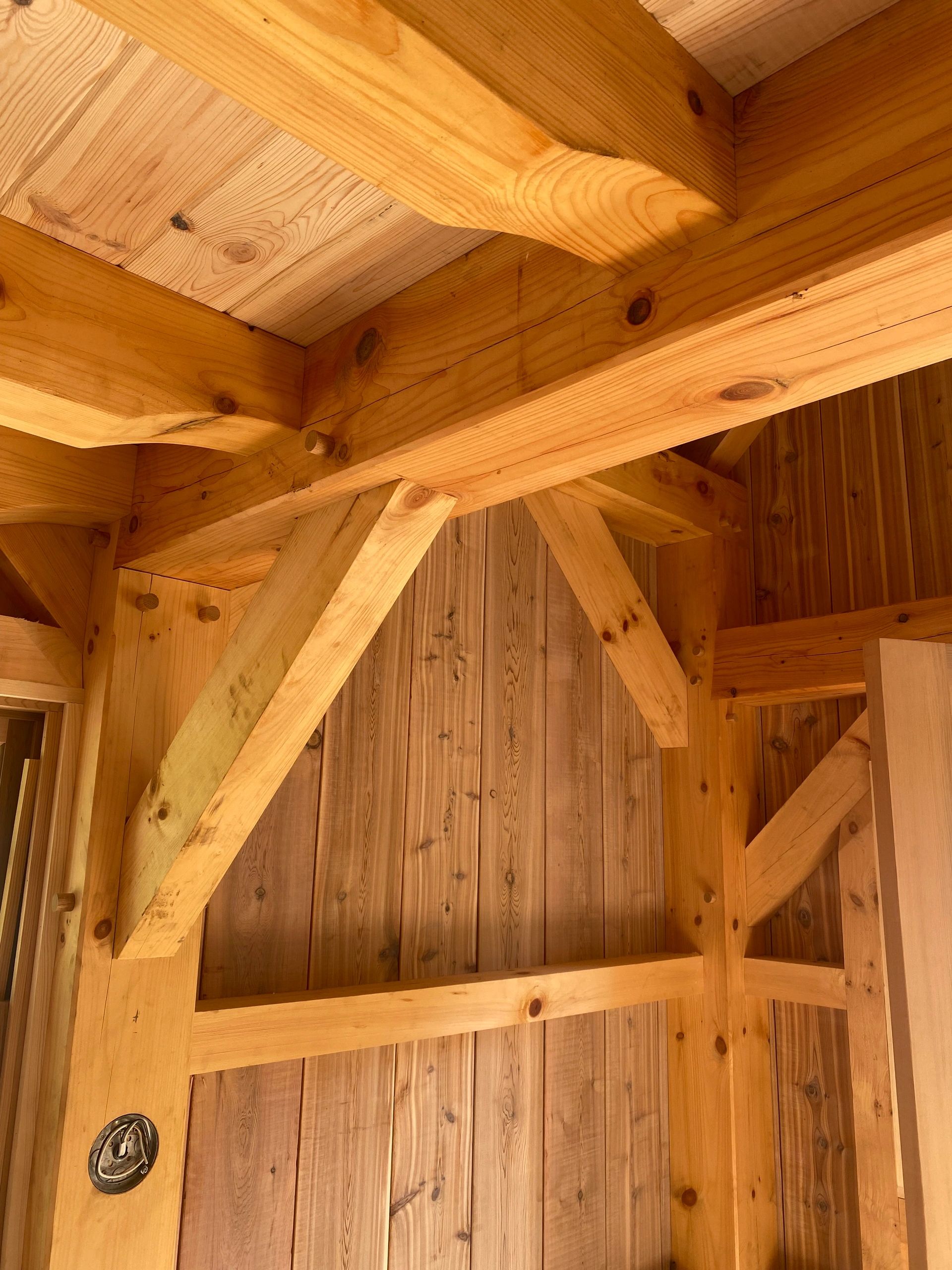 The Beauty of timber framed Cabins, image size:1920x2560