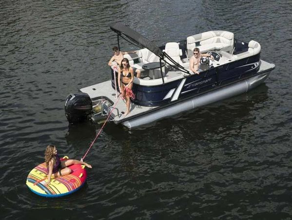 Rental Pontoon Boats on Pleasant Hill Lake, near Columbus, Ohio and Cleveland, Ohio