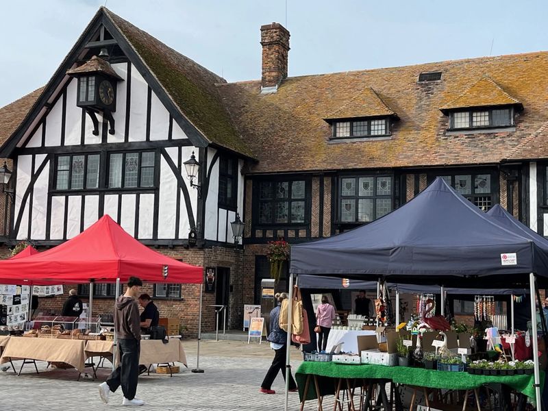 Sandwich Market, guildhall forecourt